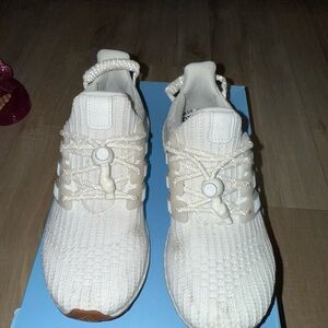 Ivy park ultra boost White Athletic Shoes